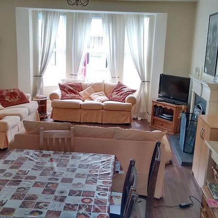 Fairman House Backpackers Bed and Breakfast Londonderry Exteriör bild