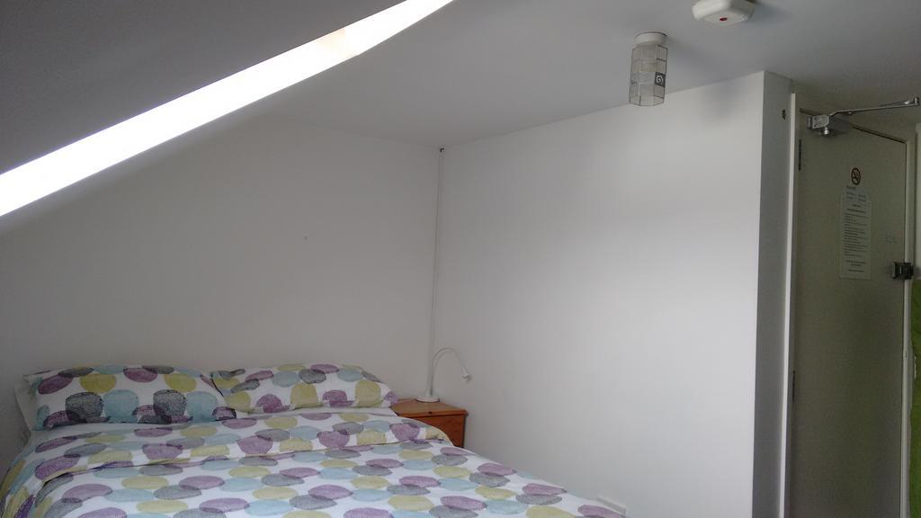 Fairman House Backpackers Bed and Breakfast Londonderry Rum bild