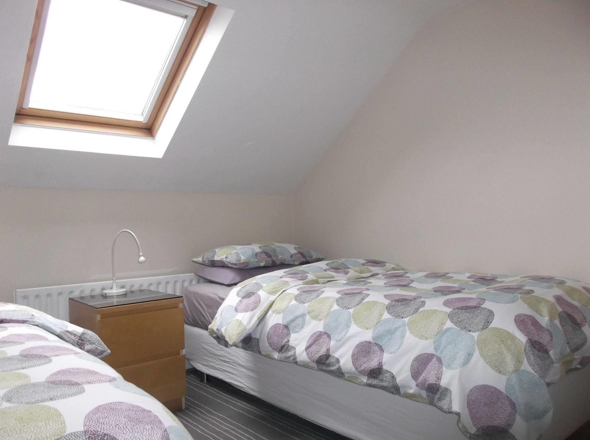 Fairman House Backpackers Bed and Breakfast Londonderry Exteriör bild
