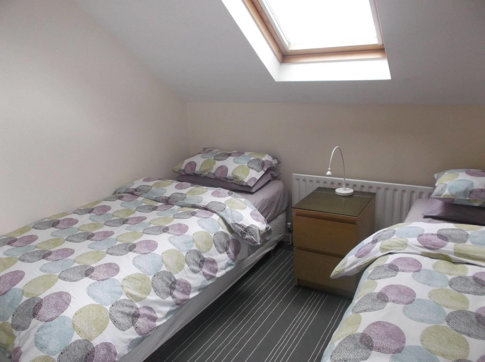 Fairman House Backpackers Bed and Breakfast Londonderry Exteriör bild
